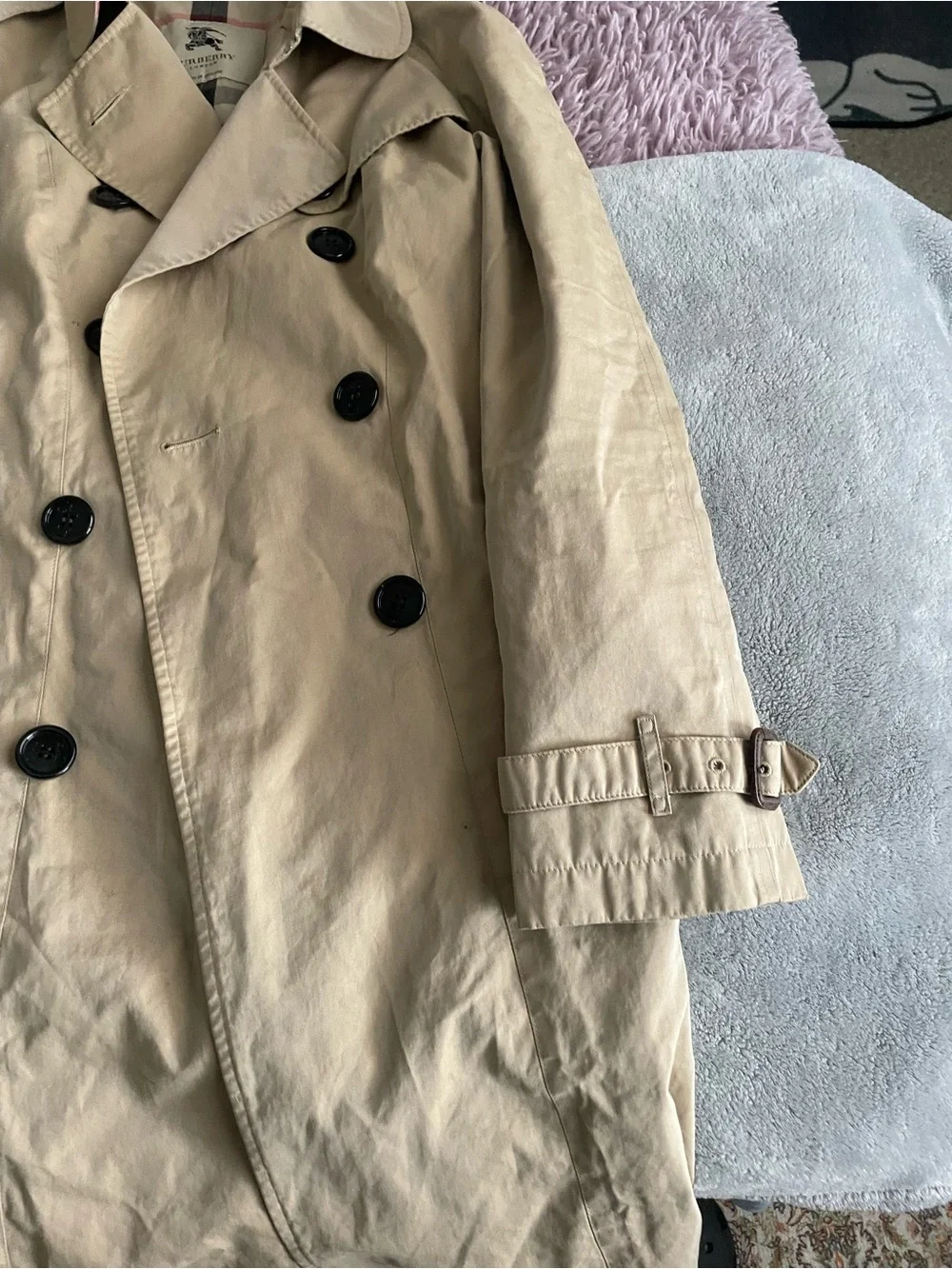 Burberry Beige Trench Coat - Picture 4 of 10